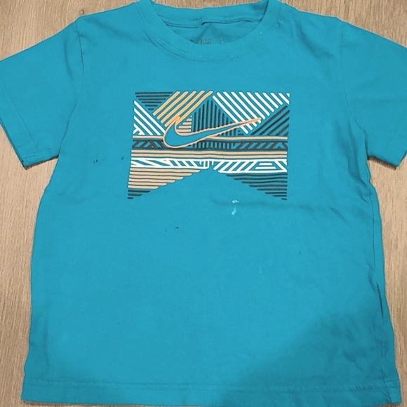 Teal Nike Shirt Size 5 - Picture 1 of 1